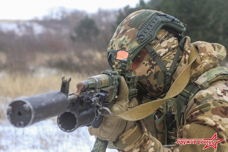 Hầm hố Hải quân Đánh bộ Nga tác chiến giữa rừng băng tuyết